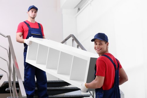 Local man with van service for home moves in Eltham