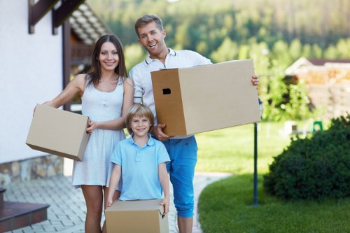 Part-load removals and household moving help in Eltham