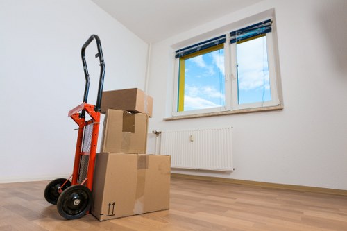 Student removals service for homes and flats in Eltham