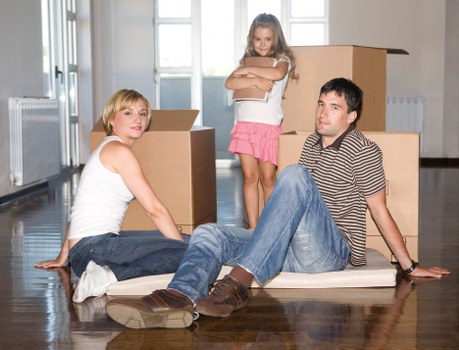 Risk assessment and load checking before a removal job